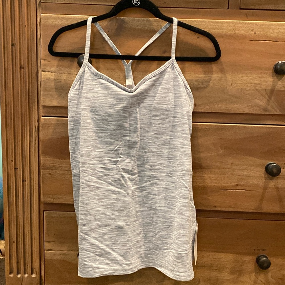 Lululemon tank with built in bra